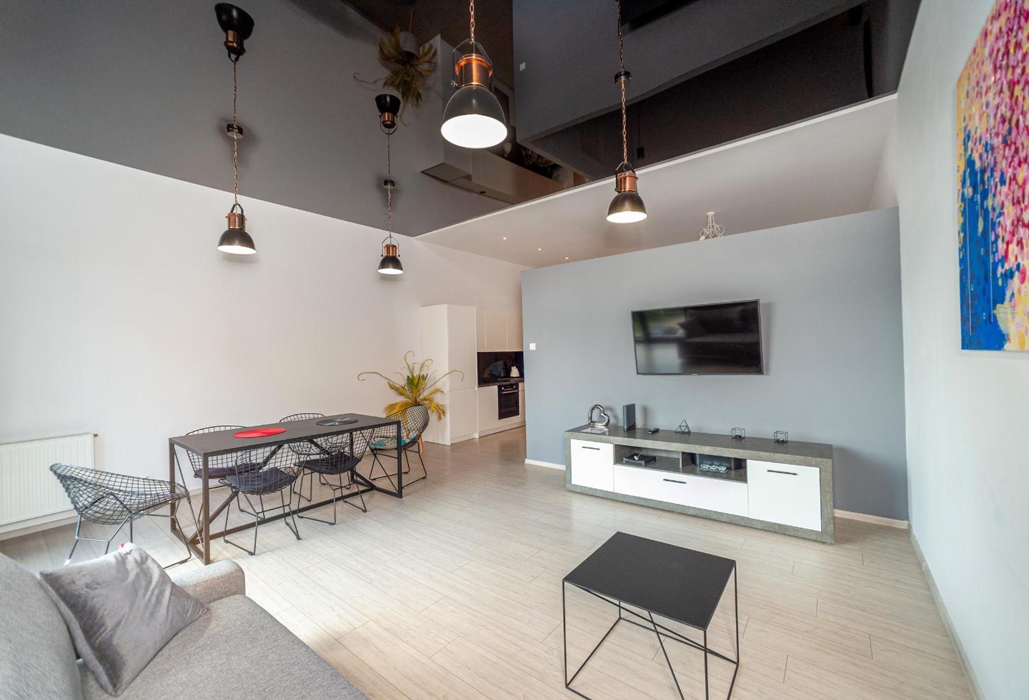 Apartment Host Lofty Tymienieckiego *